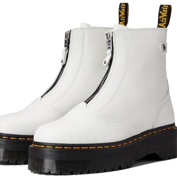 Dr. Martens White leather Jetta zip up Ankle Boots with Black Soles size 8 - Picture 2 of 8